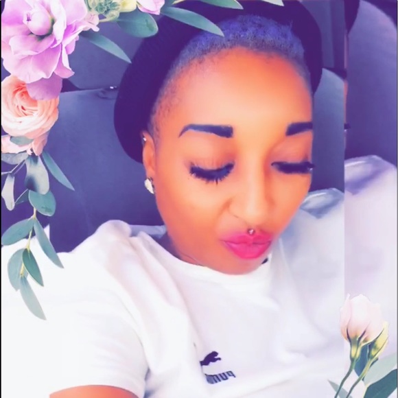 Meet your Posher, Yas - Picture 2 of 8